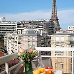 Eiffel Residence Gustave